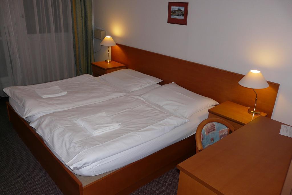 Cmc Residence & Conference Inn Čelákovice 部屋 写真